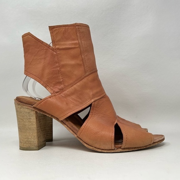 Free People Effie Block Heel Leather Ankle Boots, Women’s Size EU 41. - Picture 2 of 12